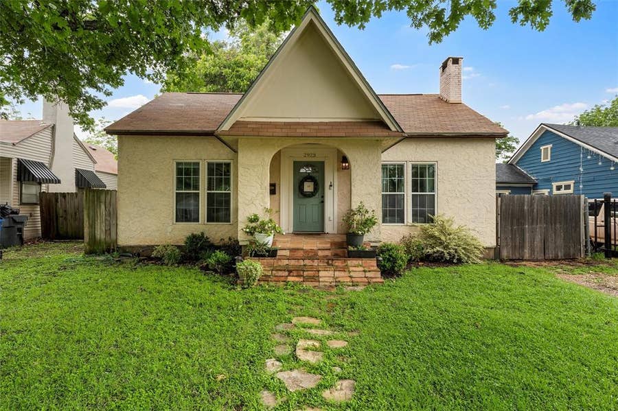 Property photo for 2923 Live Oak Avenue, Waco, TX