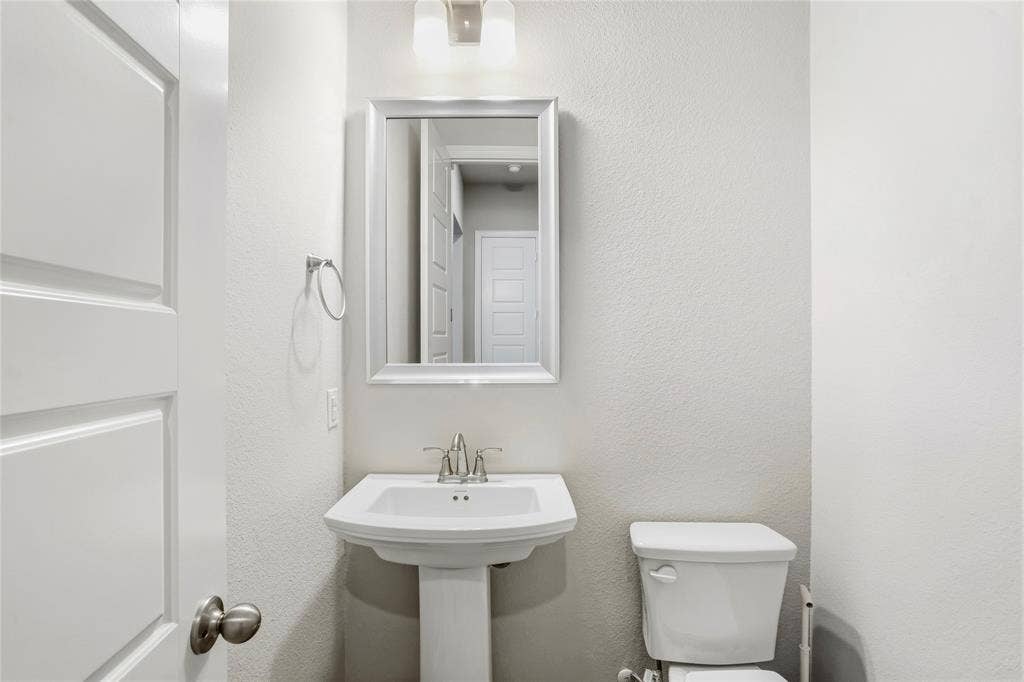 8597 Amethyst Lane, Frisco, TX 75036 8597 Amethyst Lane, Frisco, TX 75036