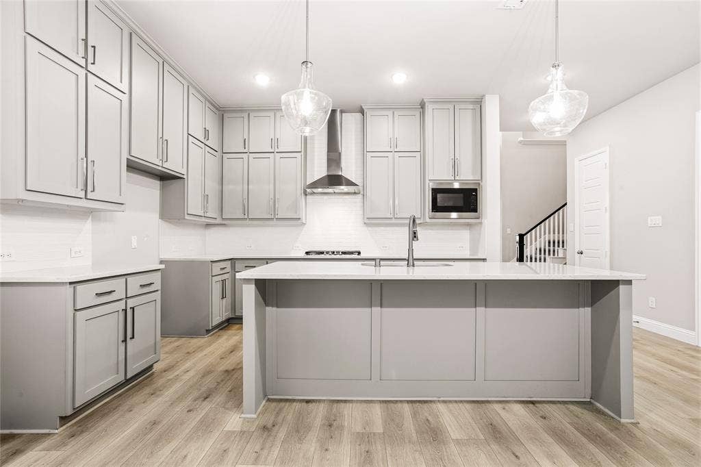 8597 Amethyst Lane, Frisco, TX 75036 8597 Amethyst Lane, Frisco, TX 75036