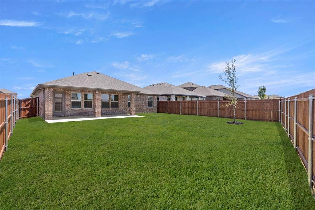 213 Van Horn Drive, Terrell, TX 75160 27. 213 Van Horn - Back (2)