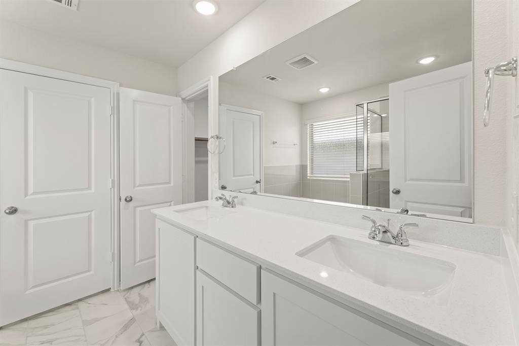 1704 Quapaw Trail, Mesquite, TX 75149 22. 1704 Quapaw - Bath (2)