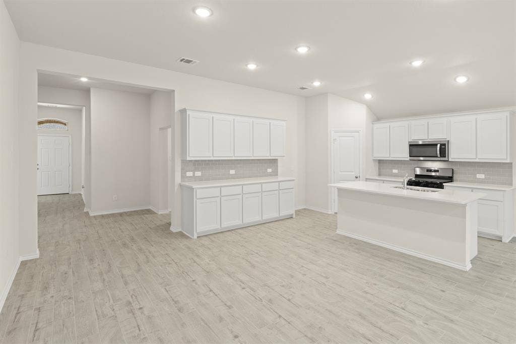 1704 Quapaw Trail, Mesquite, TX 75149 11. 1704 Quapaw - Dining (3)