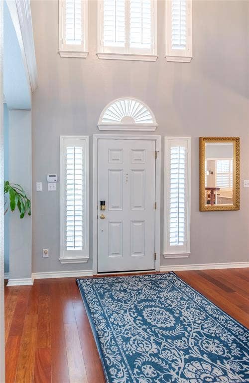 8008 Case Drive, Plano, TX 75025 front entry with soaring ceilings
