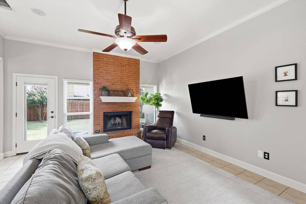 5936 Sundown Drive, Watauga, TX 76148 5936 Sundown Drive, Watauga, TX 76148