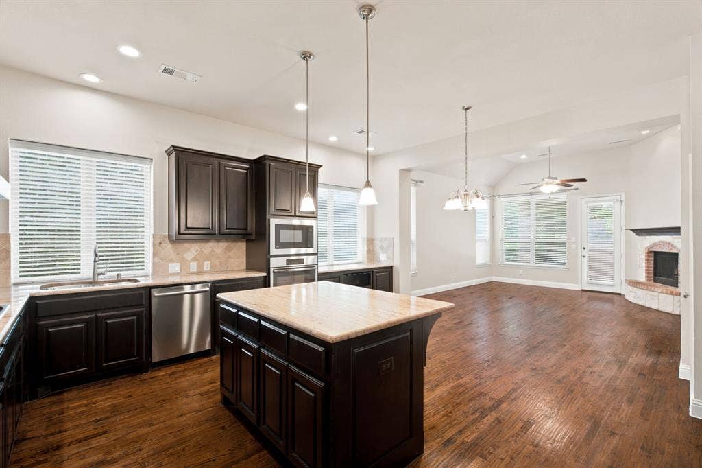 221 Sunrise, Argyle, TX 76226