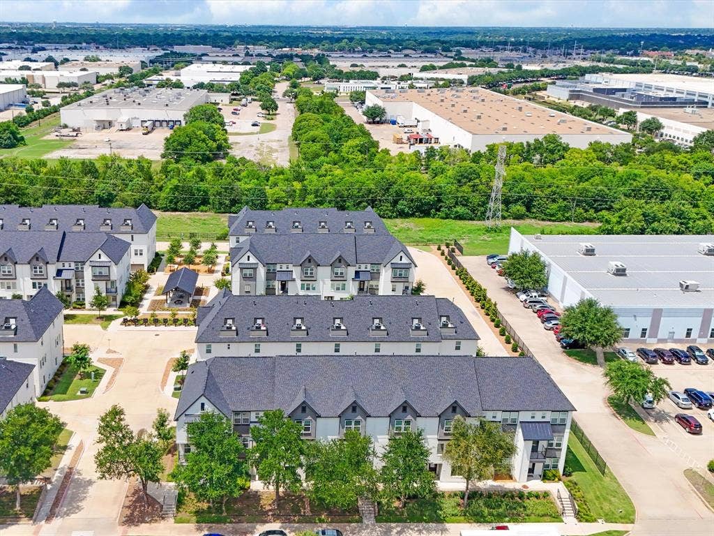 3349 Wynwood Drive, Plano, TX 75074 3349 Wynwood Drive, Plano, TX 75074
