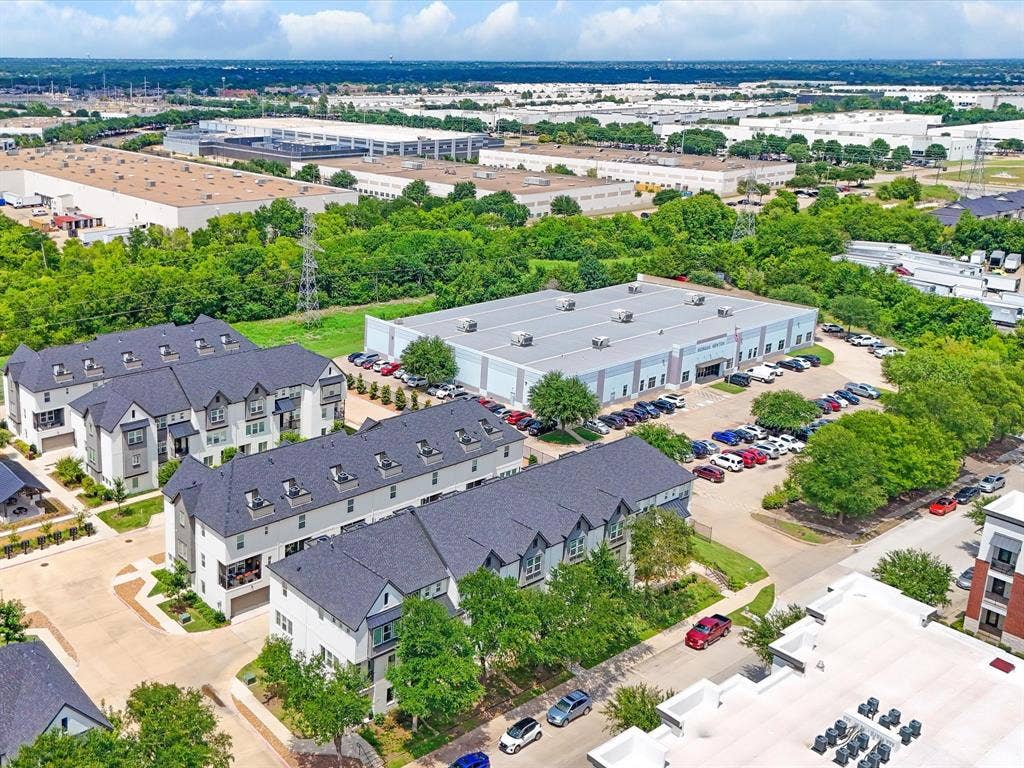 3349 Wynwood Drive, Plano, TX 75074 3349 Wynwood Drive, Plano, TX 75074