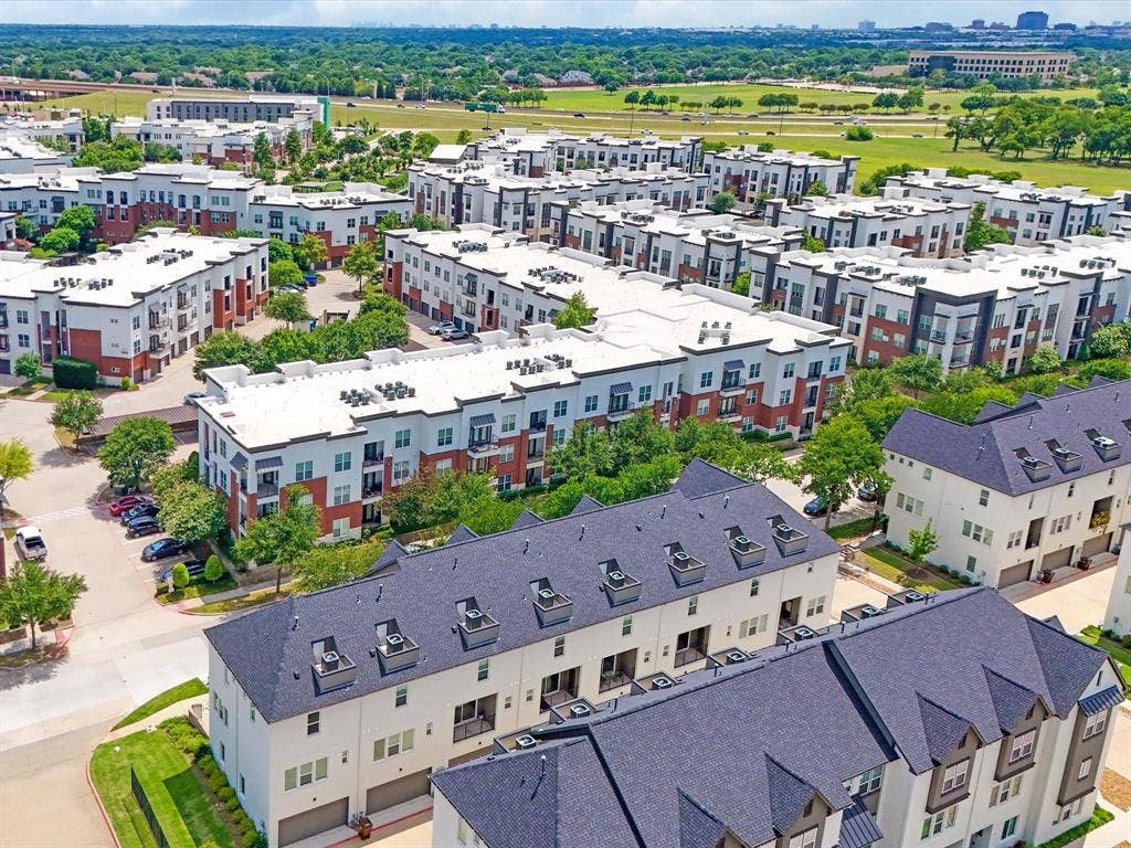 3349 Wynwood Drive, Plano, TX 75074 3349 Wynwood Drive, Plano, TX 75074