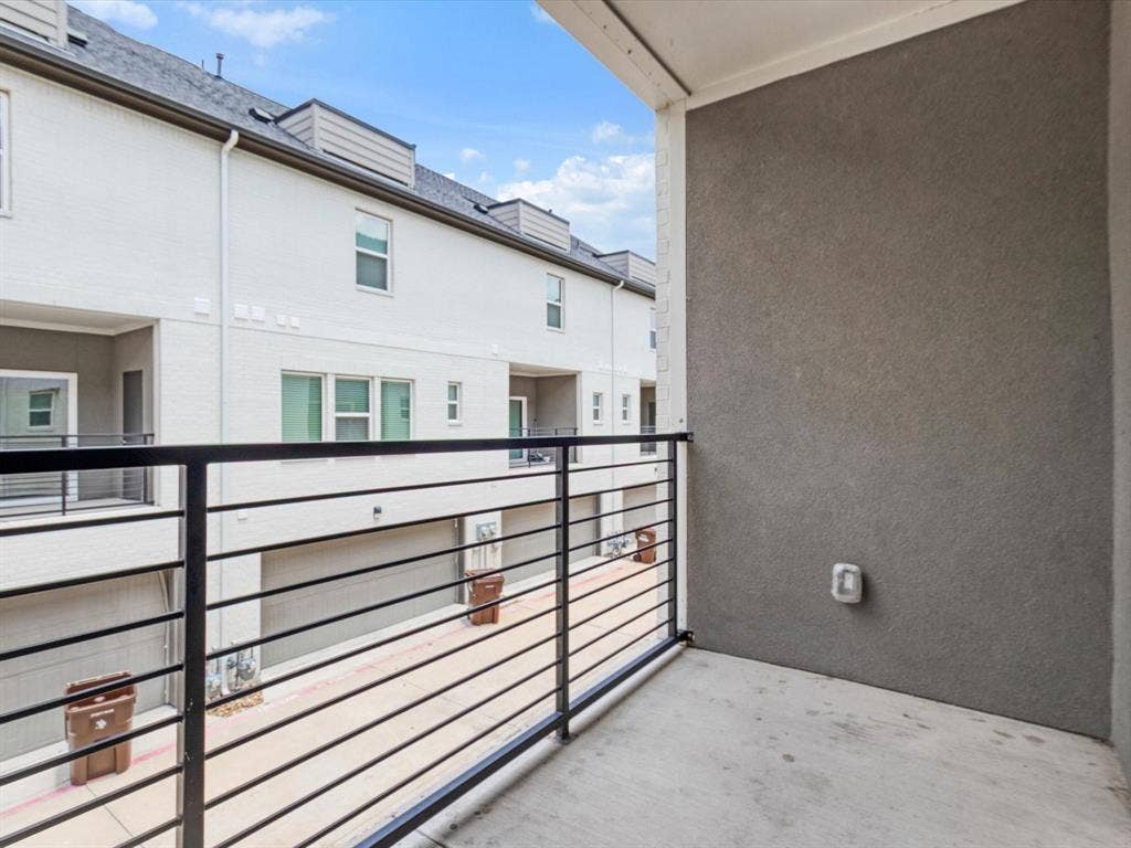 3349 Wynwood Drive, Plano, TX 75074 3349 Wynwood Drive, Plano, TX 75074