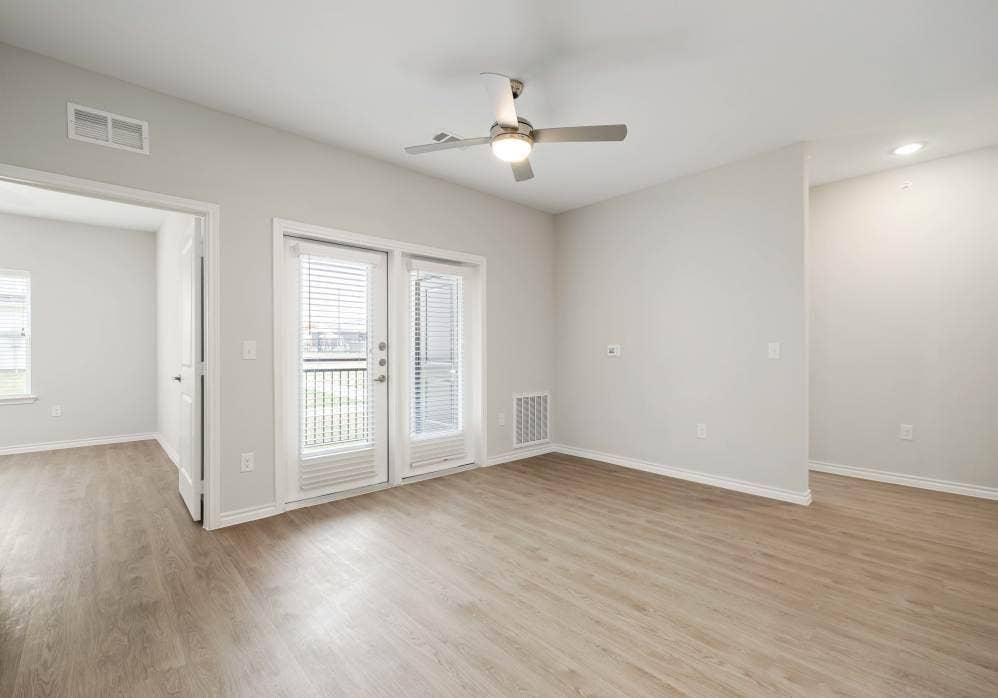 13411 FM812 Road, #4104, Del Valle, TX 78617 Newly Reduced Rates + 3 Months FREE on selected units.