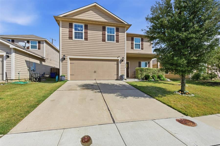 Property photo for 14229 Bridgeview Lane, Dallas, TX