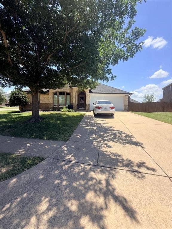 Property photo for 136 Holly Street, Waxahachie, TX
