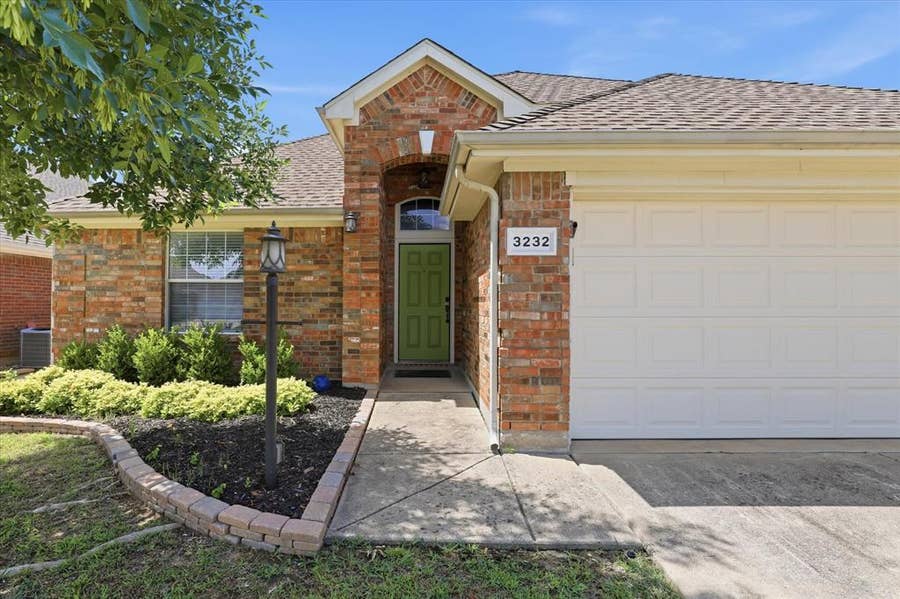 Property photo for 3232 Chesington Drive, Fort Worth, TX