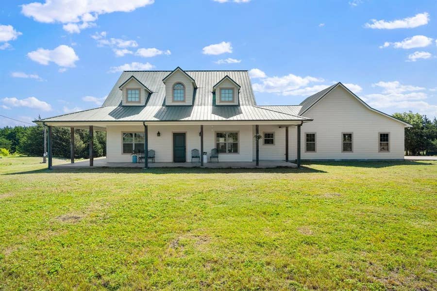 Property photo for 247 County Road 4519, Wolfe City, TX
