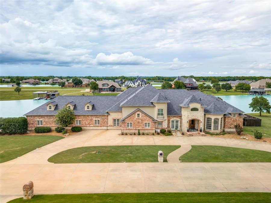 Property photo for 632 Calm Water Cove, Princeton, TX