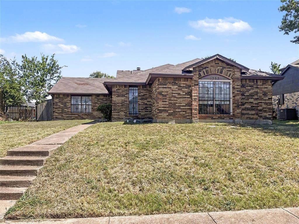 1353 Southridge Drive, Lancaster, TX 75146 1353 Southridge Drive, Lancaster, TX 75146