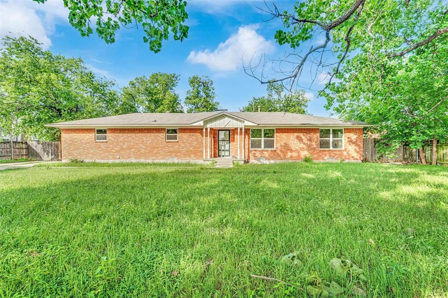 Property photo for 2630 Pasteur Avenue, Dallas, TX