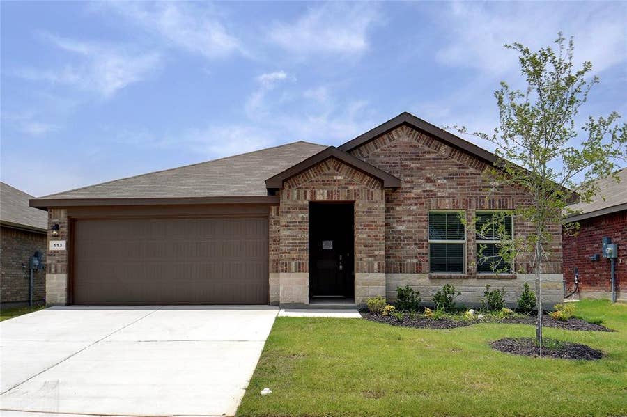 Property photo for 113 Anderson Mill Street, Azle, TX