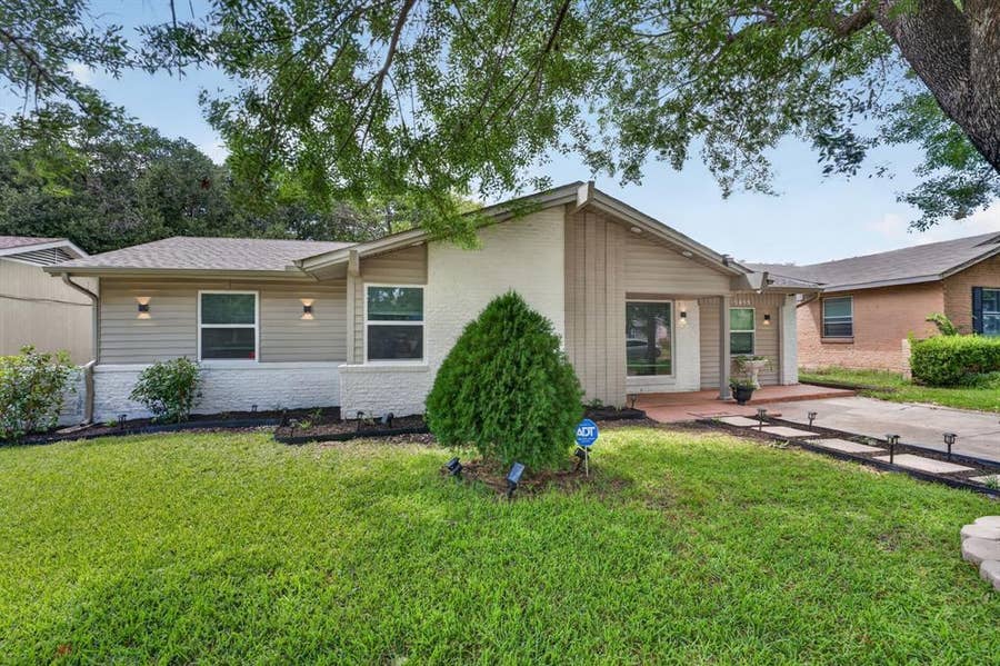 Property photo for 2635 Linhaven Drive, Mesquite, TX
