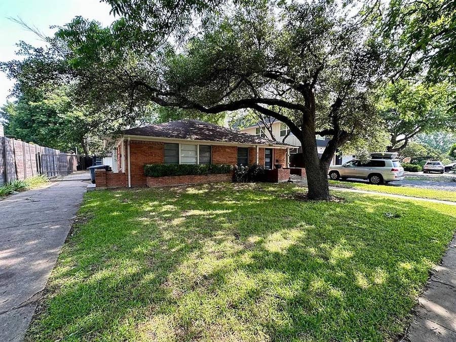 Property photo for 6205 Saint Moritz Avenue, Dallas, TX