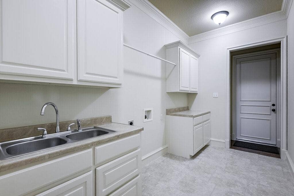 1320 N Creek Circle, Waxahachie, TX 75165 1320 N Creek Circle, Waxahachie, TX 75165