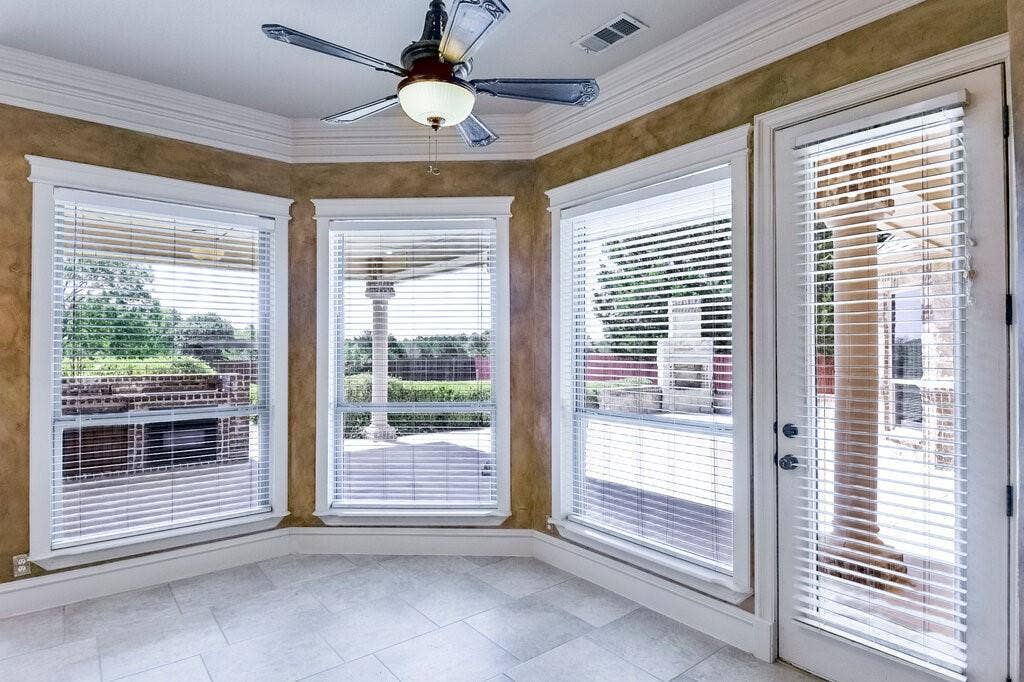 1320 N Creek Circle, Waxahachie, TX 75165 1320 N Creek Circle, Waxahachie, TX 75165