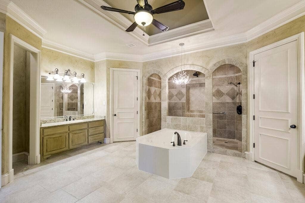 1320 N Creek Circle, Waxahachie, TX 75165 1320 N Creek Circle, Waxahachie, TX 75165