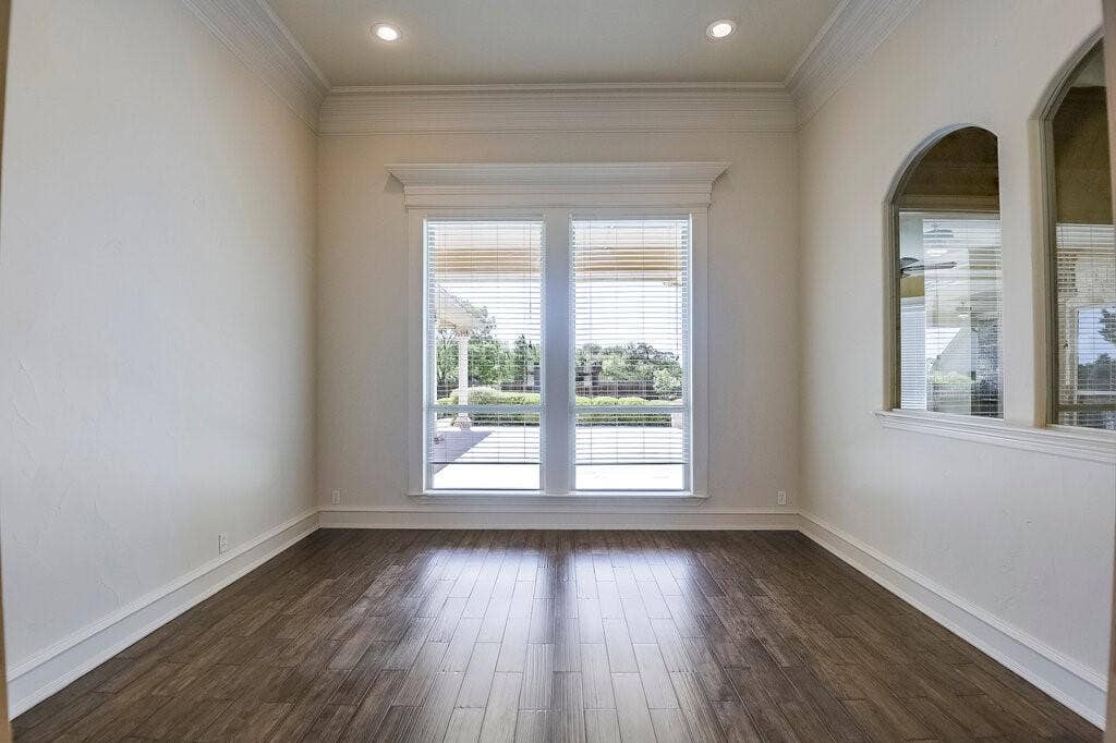 1320 N Creek Circle, Waxahachie, TX 75165 1320 N Creek Circle, Waxahachie, TX 75165