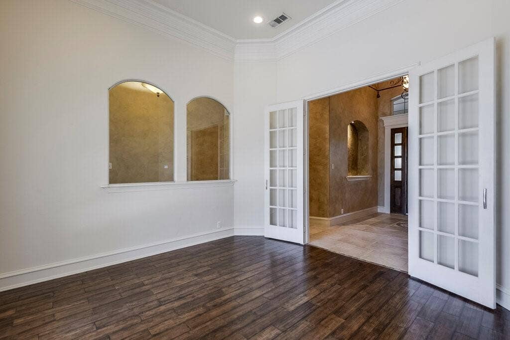 1320 N Creek Circle, Waxahachie, TX 75165 1320 N Creek Circle, Waxahachie, TX 75165