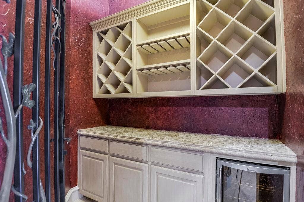 1320 N Creek Circle, Waxahachie, TX 75165 1320 N Creek Circle, Waxahachie, TX 75165
