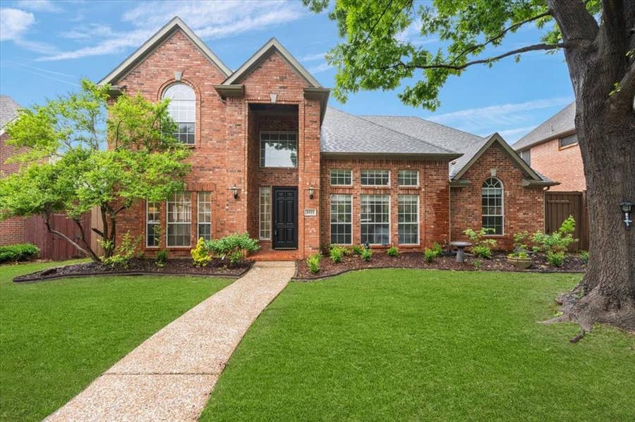 Property photo for 2633 Shadow Hill Lane, Plano, TX