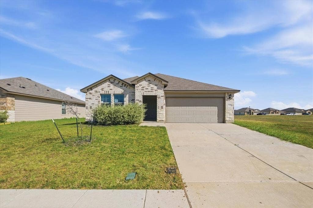 7009 Llano Drive, China Spring, TX 76633 7009 Llano Drive, China Spring, TX 76633