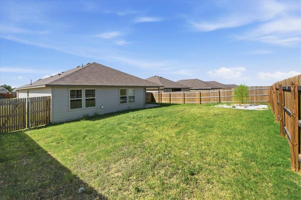 7009 Llano Drive, China Spring, TX 76633 7009 Llano Drive, China Spring, TX 76633