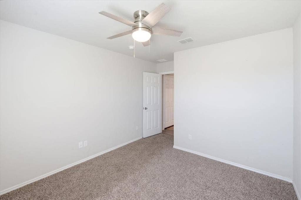 7009 Llano Drive, China Spring, TX 76633 7009 Llano Drive, China Spring, TX 76633