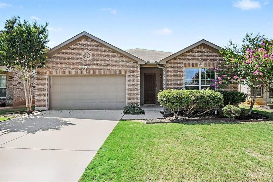 Property photo for 3149 Caribou Falls Court, Fort Worth, TX