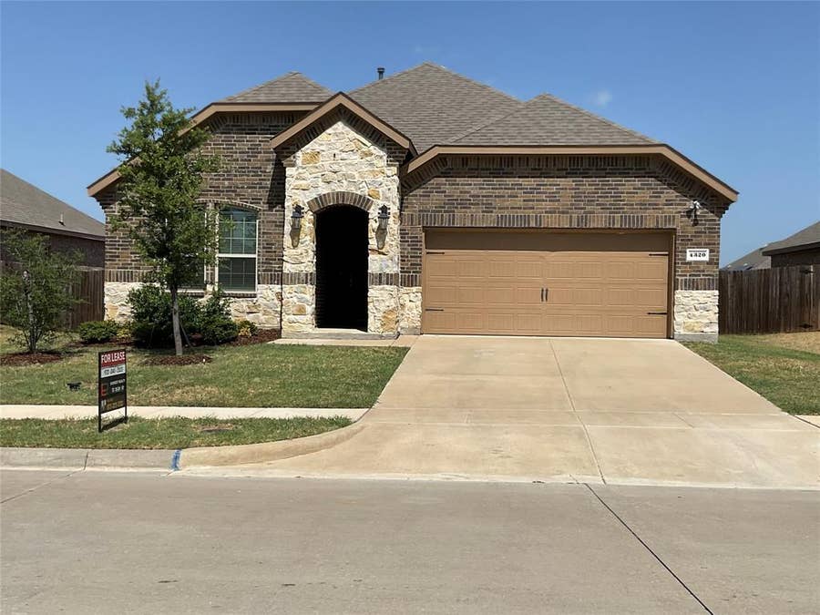Property photo for 4320 Shadow Drive, Forney, TX