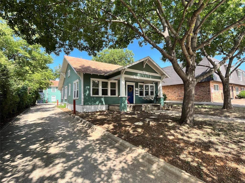 219 Bryan Street, Denton, TX 76201