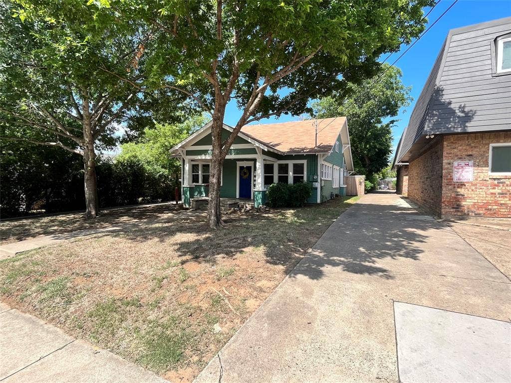 219 Bryan Street, Denton, TX 76201