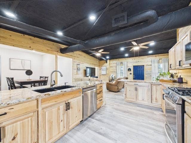 7491 State Highway 19 S, Athens, TX 75751 7491 State Highway 19 S, Athens, TX 75751