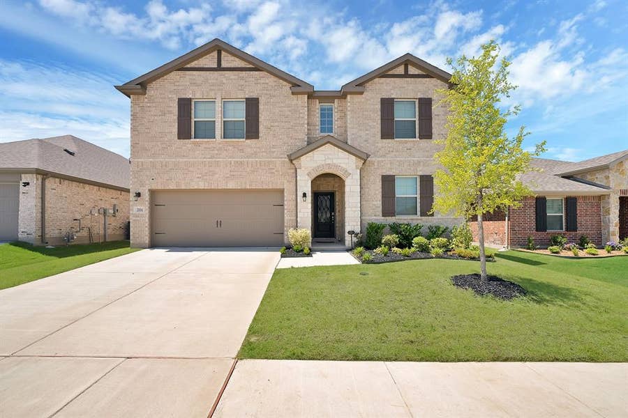 Property photo for 2004 Sandpiper Way, Princeton, TX