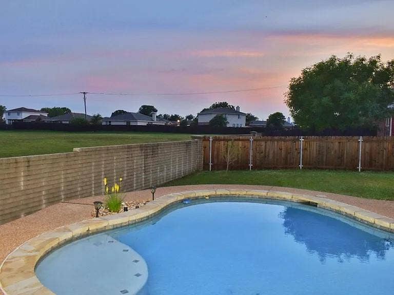 1510 Sequoia Drive, Krum, TX 76249