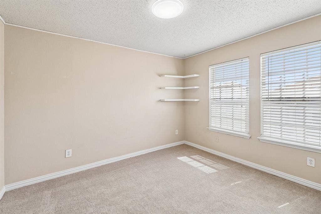 503 Angela Lane, Euless, TX 76039 Spacious Bedroom