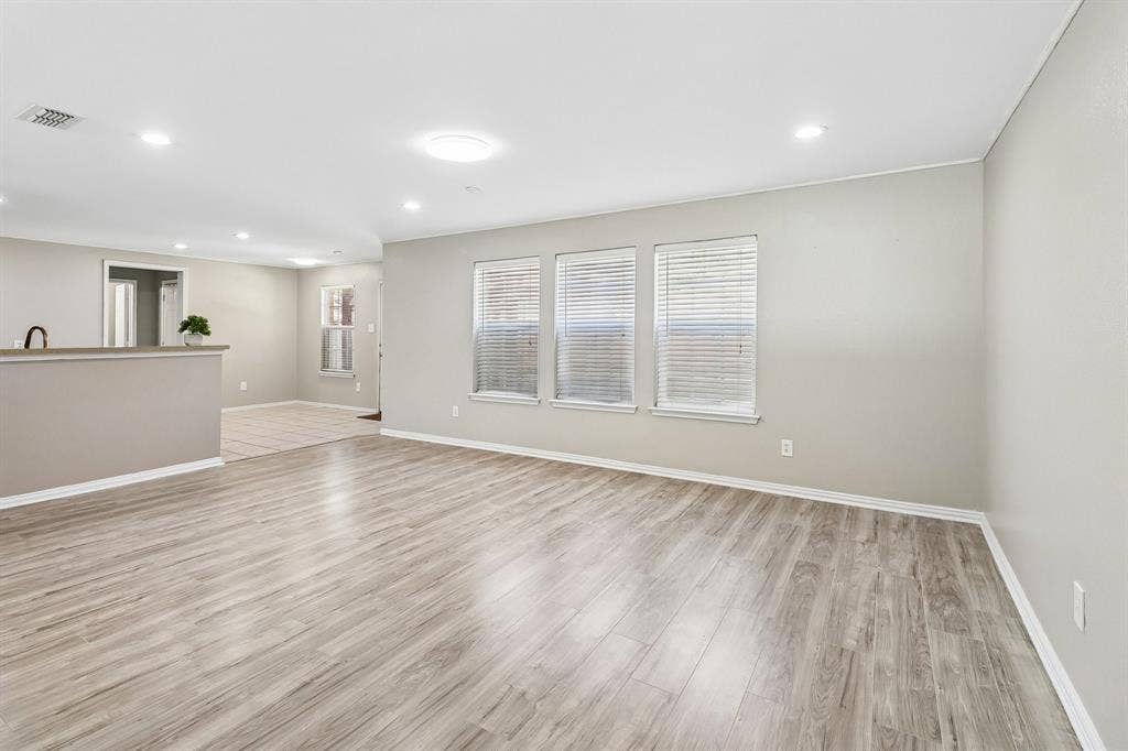 503 Angela Lane, Euless, TX 76039 503 Angela Lane, Euless, TX 76039