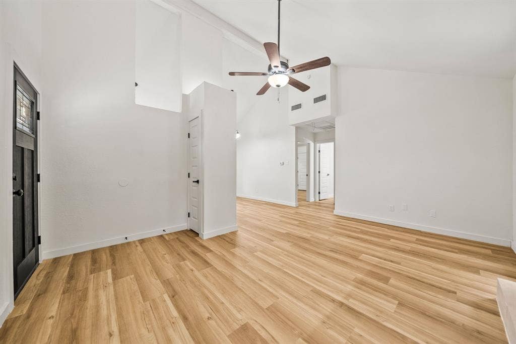 420 S Las Vegas Trail, White Settlement, TX 76108 420 S Las Vegas Trail, White Settlement, TX 76108