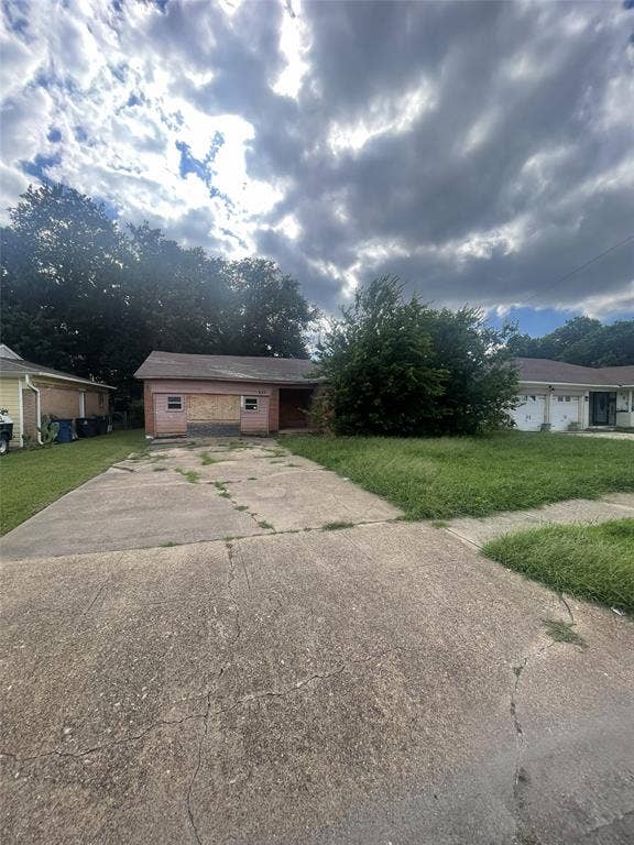 Property photo for 459 Alcorn Avenue, Dallas, TX
