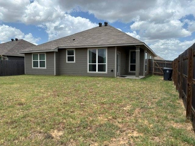 4053 Centerfire Road, Waco, TX 76705 Large backyard for family fun and entertaining