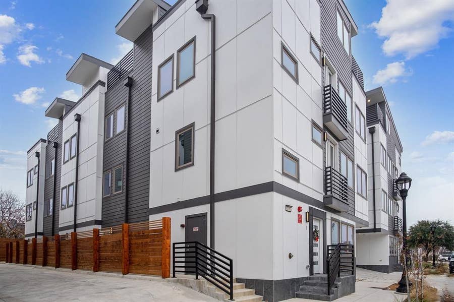 Property photo for 1118 Galveston Avenue, #3, Fort Worth, TX