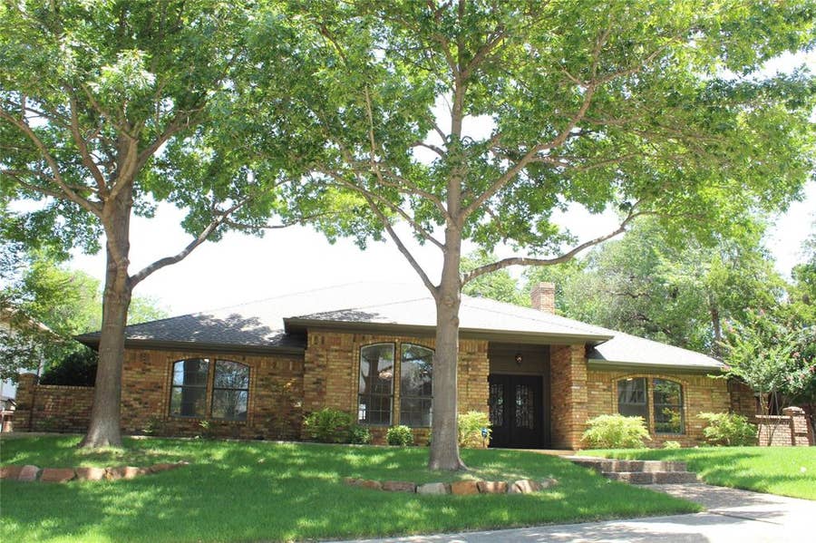 Property photo for 5709 Buffridge Trail, Dallas, TX