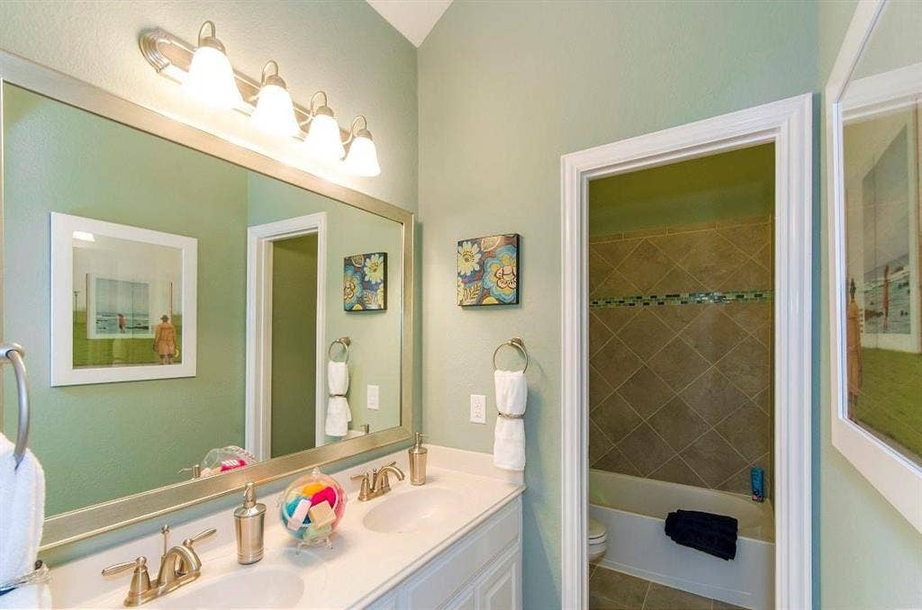 6105 Claridge Lane, Frisco, TX 75035 6105 Claridge Lane, Frisco, TX 75035