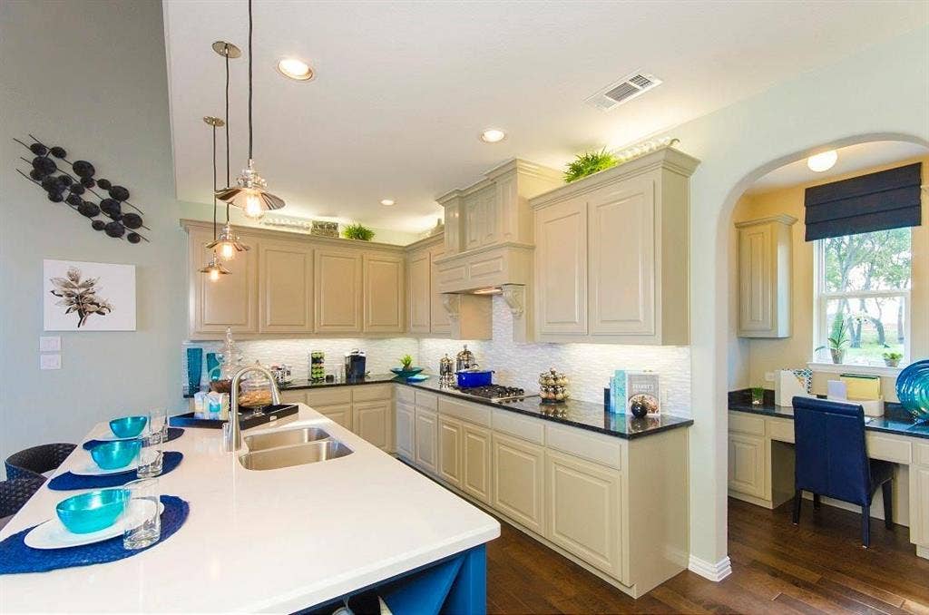 6105 Claridge Lane, Frisco, TX 75035 6105 Claridge Lane, Frisco, TX 75035